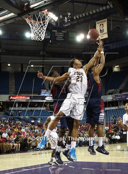 Thumbnail 1 in Modesto Christian vs. Bishop O'Dowd (CIF NorCal Regional Open Division Final) photogallery.