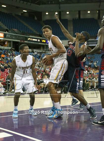 Thumbnail 1 in Modesto Christian vs. Bishop O'Dowd (CIF NorCal Regional Open Division Final) photogallery.