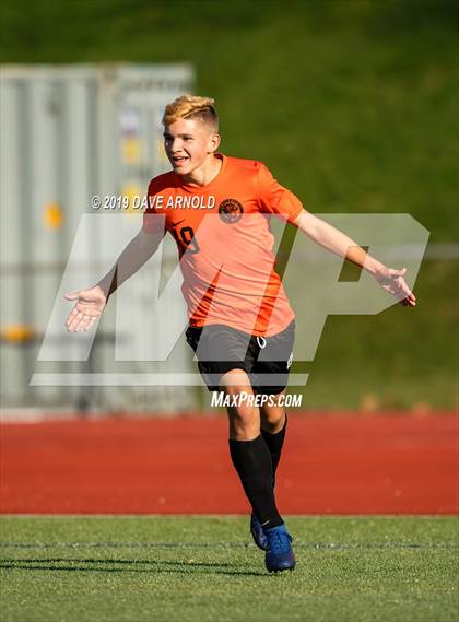 Thumbnail 3 in Charlestown @ Beverly (MIAA Division 2 North 1st Round) photogallery.