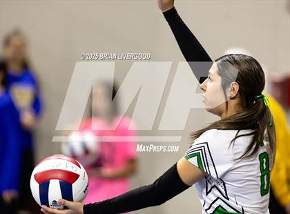 Thumbnail 3 in Granada vs. Caliche (CHSAA 1A Round 1) photogallery.