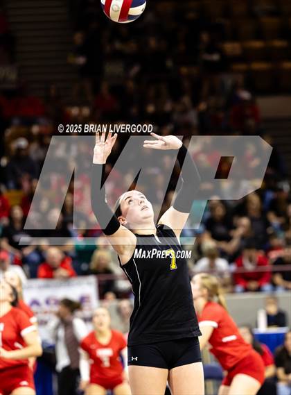 Thumbnail 3 in Granada vs. Caliche (CHSAA 1A Round 1) photogallery.