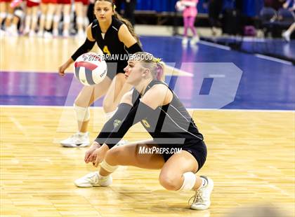 Thumbnail 2 in Granada vs. Caliche (CHSAA 1A Round 1) photogallery.