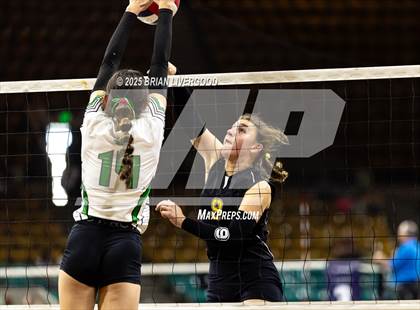 Thumbnail 2 in Granada vs. Caliche (CHSAA 1A Round 1) photogallery.