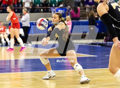 Thumbnail 2 in Granada vs. Caliche (CHSAA 1A Round 1) photogallery.