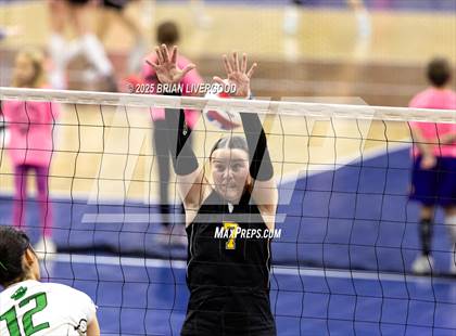 Thumbnail 3 in Granada vs. Caliche (CHSAA 1A Round 1) photogallery.