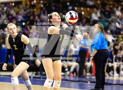 Thumbnail 3 in Granada vs. Caliche (CHSAA 1A Round 1) photogallery.