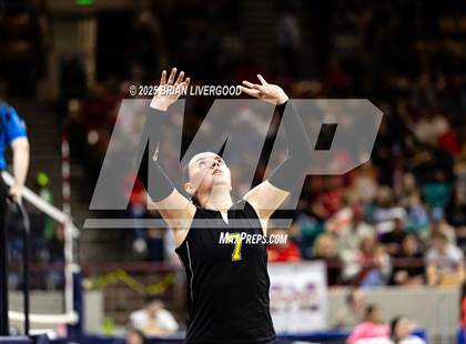 Thumbnail 3 in Granada vs. Caliche (CHSAA 1A Round 1) photogallery.