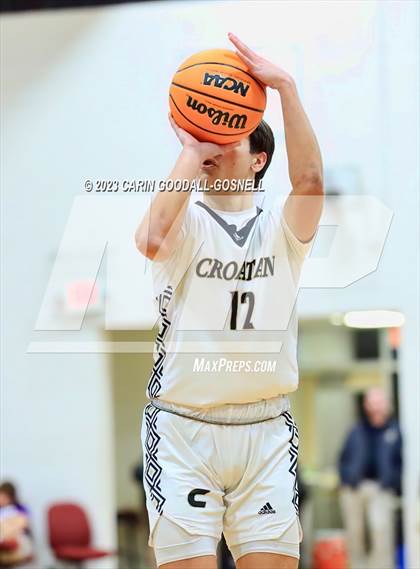 Thumbnail 3 in White Oak @ Croatan photogallery.