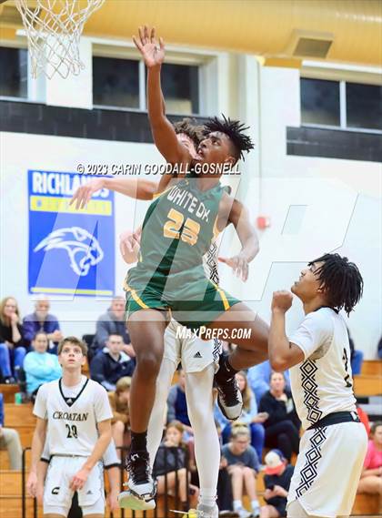 Thumbnail 3 in White Oak @ Croatan photogallery.