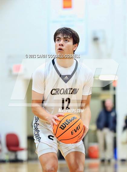 Thumbnail 2 in White Oak @ Croatan photogallery.