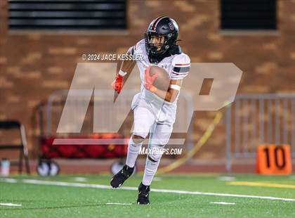 Thumbnail 2 in Cleveland @ Crespi photogallery.