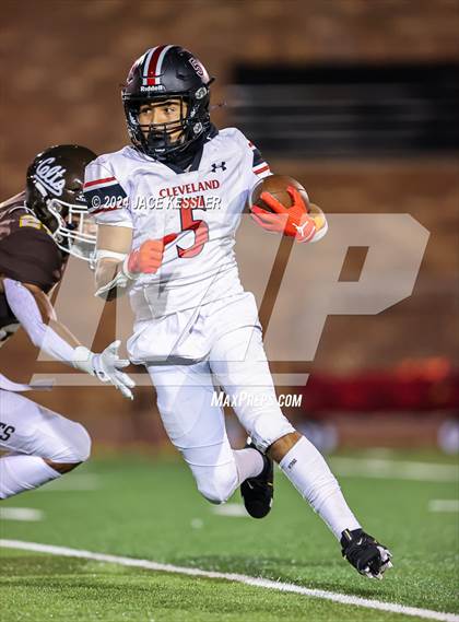 Thumbnail 3 in Cleveland @ Crespi photogallery.