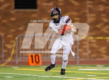 Thumbnail 3 in Cleveland @ Crespi photogallery.