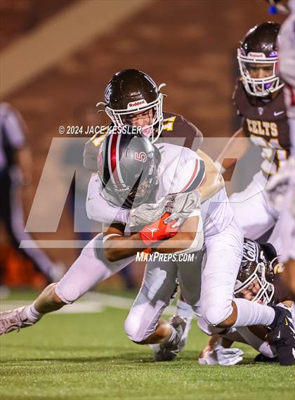 Thumbnail 3 in Cleveland @ Crespi photogallery.