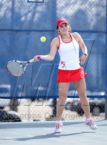 Thumbnail 2 in Cherry Creek Invitational photogallery.