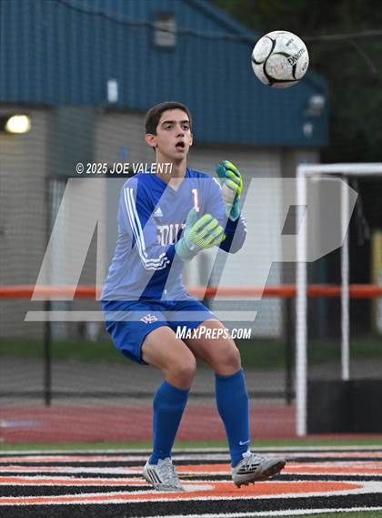 Thumbnail 3 in Williamsville South @ Amherst Central photogallery.