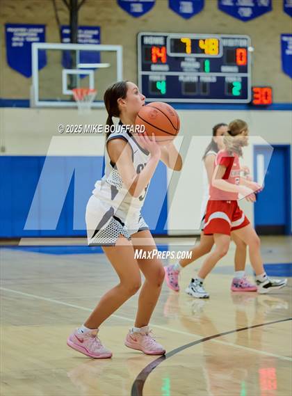 Thumbnail 1 in Grace @ Laguna Blanca photogallery.