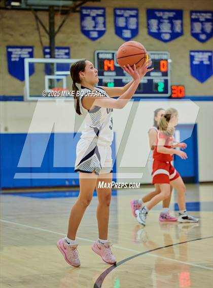 Thumbnail 2 in Grace @ Laguna Blanca photogallery.