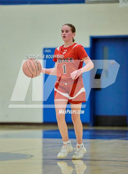 Thumbnail 3 in Grace @ Laguna Blanca photogallery.