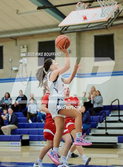 Thumbnail 1 in Grace @ Laguna Blanca photogallery.