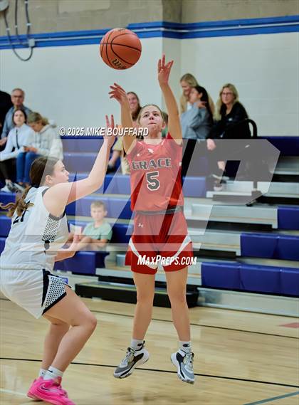 Thumbnail 2 in Grace @ Laguna Blanca photogallery.