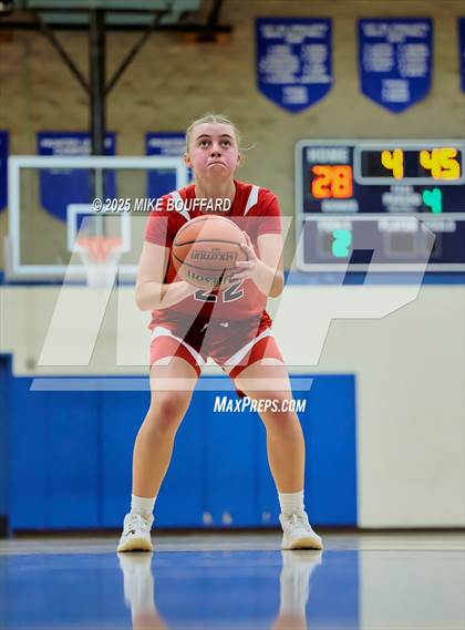 Thumbnail 2 in Grace @ Laguna Blanca photogallery.