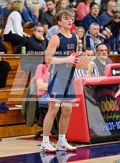 Thumbnail 2 in Blue River Valley vs. Seton Catholic (IHSAA 1A Section 56 First Round) photogallery.