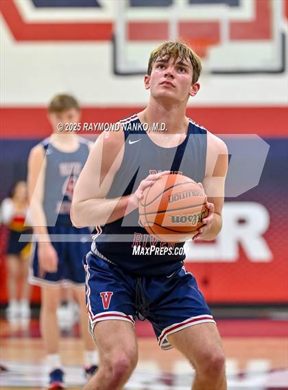 Thumbnail 2 in Blue River Valley vs. Seton Catholic (IHSAA 1A Section 56 First Round) photogallery.