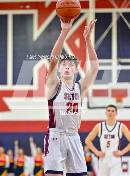 Thumbnail 2 in Blue River Valley vs. Seton Catholic (IHSAA 1A Section 56 First Round) photogallery.