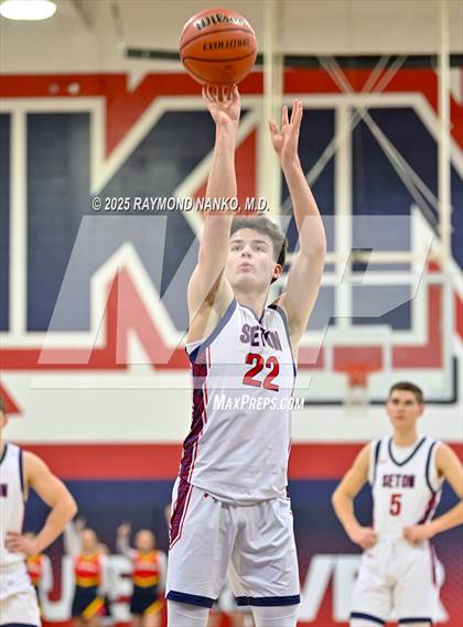 Thumbnail 2 in Blue River Valley vs. Seton Catholic (IHSAA 1A Section 56 First Round) photogallery.