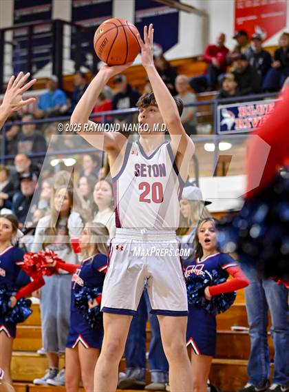 Thumbnail 2 in Blue River Valley vs. Seton Catholic (IHSAA 1A Section 56 First Round) photogallery.