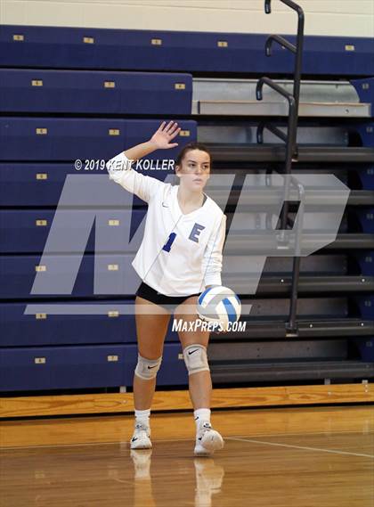 Thumbnail 1 in Utica Eisenhower vs. Seaholm (Detroit Country Day) photogallery.