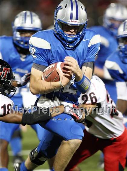 Thumbnail 3 in Lake Travis vs. McCallum (4A Region 4 Bi-District Playoffs) photogallery.