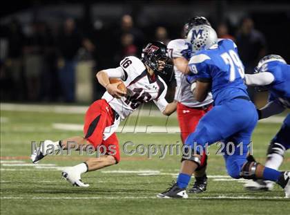Thumbnail 2 in Lake Travis vs. McCallum (4A Region 4 Bi-District Playoffs) photogallery.