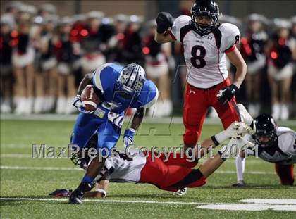 Thumbnail 1 in Lake Travis vs. McCallum (4A Region 4 Bi-District Playoffs) photogallery.
