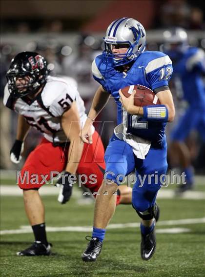 Thumbnail 3 in Lake Travis vs. McCallum (4A Region 4 Bi-District Playoffs) photogallery.