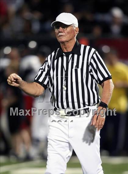 Thumbnail 2 in Lake Travis vs. McCallum (4A Region 4 Bi-District Playoffs) photogallery.