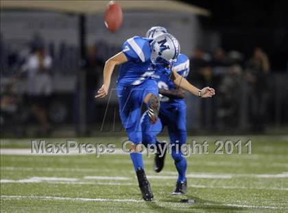 Thumbnail 3 in Lake Travis vs. McCallum (4A Region 4 Bi-District Playoffs) photogallery.