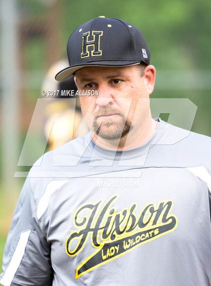 Thumbnail 3 in Hixson @ Lookout Valley photogallery.