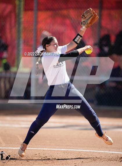 Thumbnail 2 in Millard vs. Duchesne (UHSAA 2A Semifinals) photogallery.