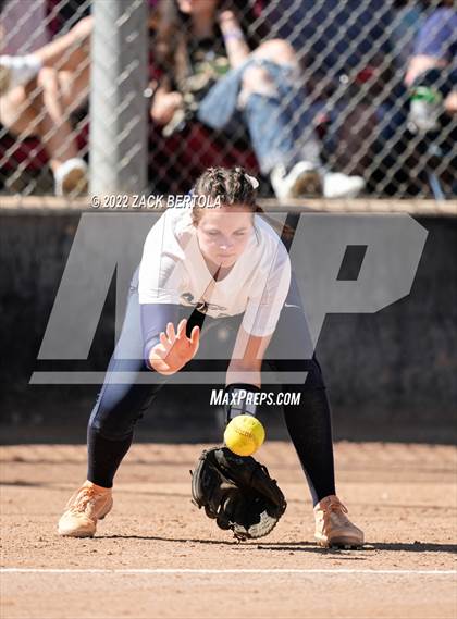 Thumbnail 2 in Millard vs. Duchesne (UHSAA 2A Semifinals) photogallery.