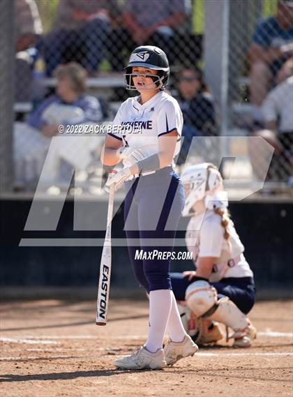 Thumbnail 1 in Millard vs. Duchesne (UHSAA 2A Semifinals) photogallery.