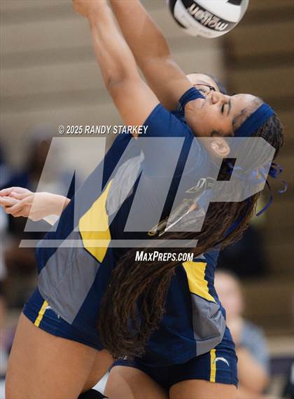 Thumbnail 2 in Lehigh @ Mariner photogallery.