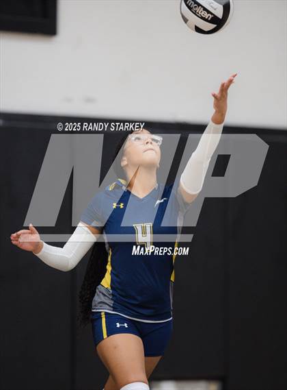 Thumbnail 3 in Lehigh @ Mariner photogallery.