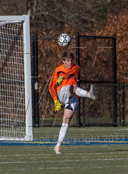Thumbnail 2 in Glastonbury vs. Ridgefield (CIAC Class LL Final) photogallery.
