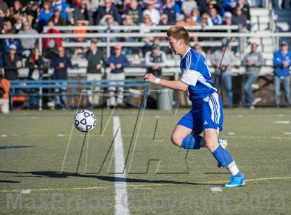 Thumbnail 2 in Glastonbury vs. Ridgefield (CIAC Class LL Final) photogallery.
