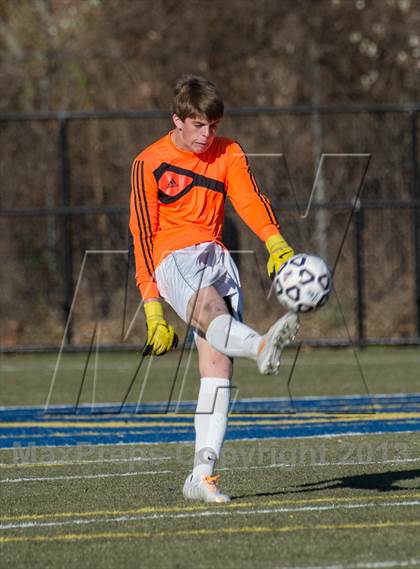 Thumbnail 1 in Glastonbury vs. Ridgefield (CIAC Class LL Final) photogallery.