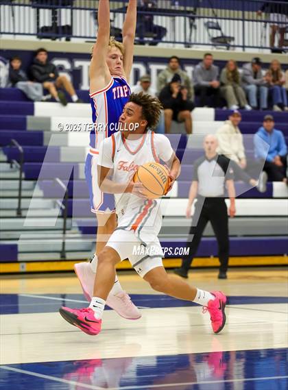 Thumbnail 2 in Skyridge vs. Timpview (Corner Canyon Tournament of Champions) photogallery.