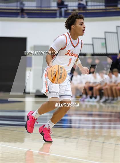 Thumbnail 3 in Skyridge vs. Timpview (Corner Canyon Tournament of Champions) photogallery.