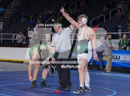 Thumbnail 3 in NYSPHSAA D1 Wrestling Championships (3rd/4th Place) photogallery.